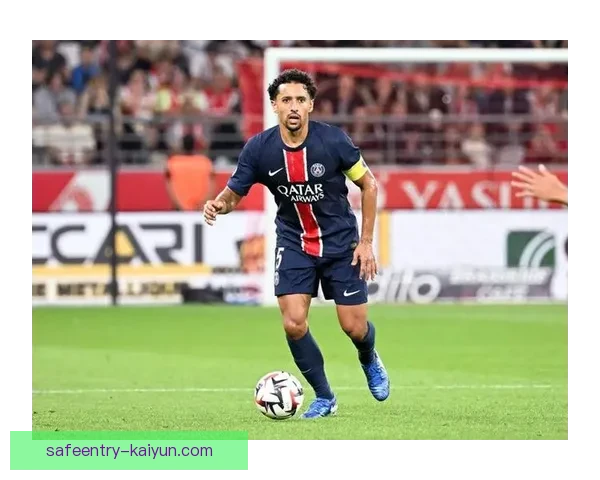 马尔基尼奥斯本赛季防守表现稳健，状态持续提升